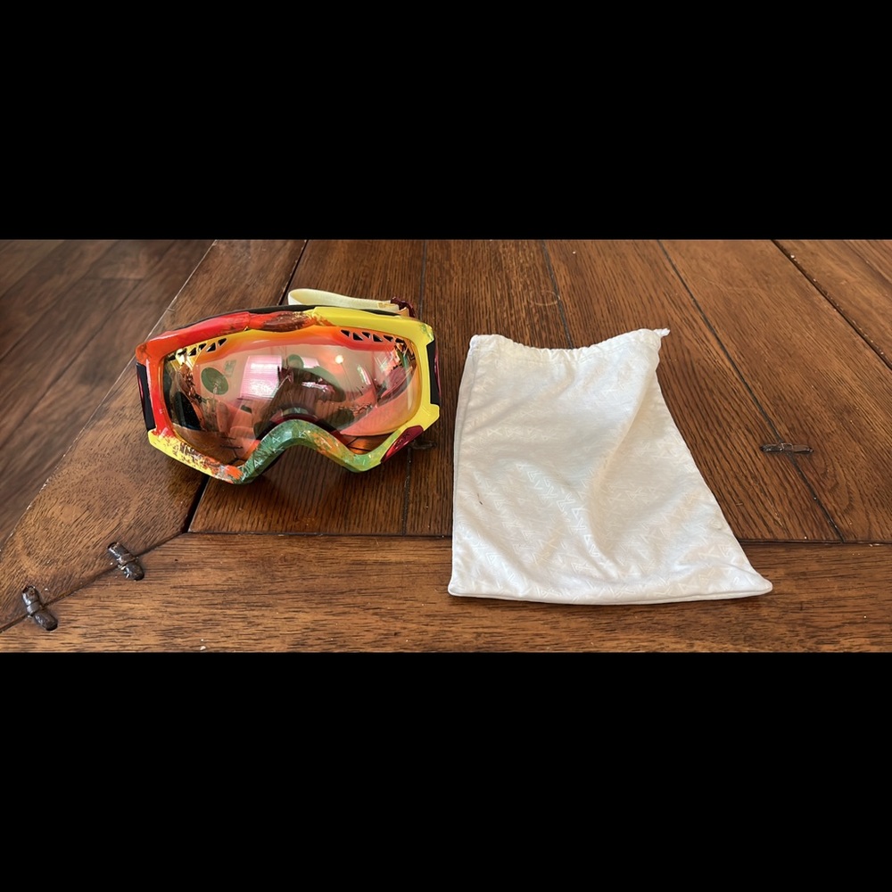Anon Snow Goggles. Great condition.